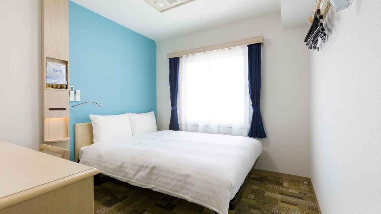 Toyoko Inn Tokyo Keio-Sen Higashi-Fuchu-Eki Kita-Guchi Exterior photo