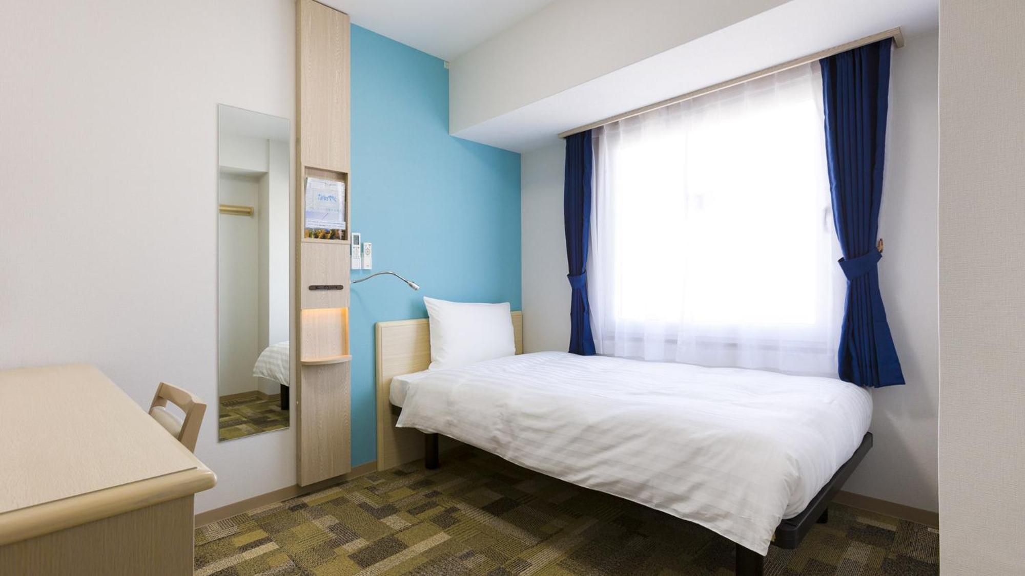 Toyoko Inn Tokyo Keio-Sen Higashi-Fuchu-Eki Kita-Guchi Exterior photo