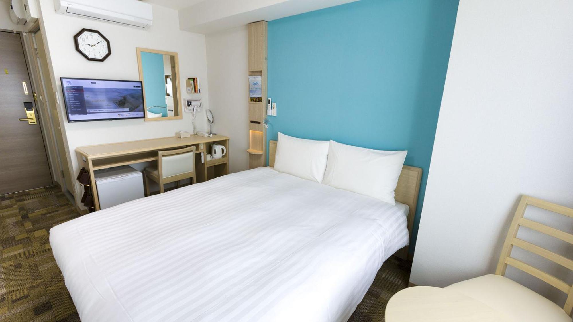 Toyoko Inn Tokyo Keio-Sen Higashi-Fuchu-Eki Kita-Guchi Room photo