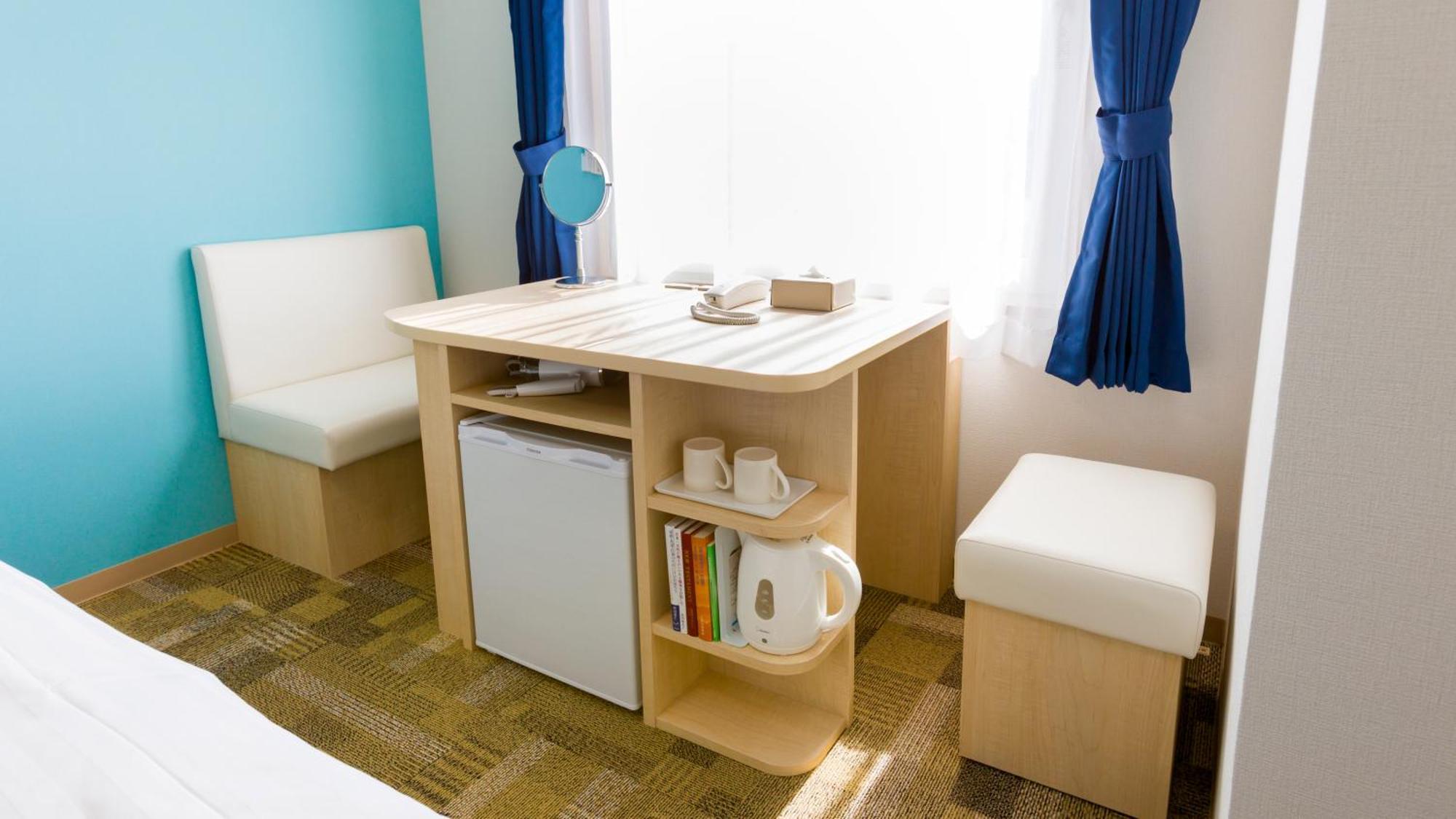 Toyoko Inn Tokyo Keio-Sen Higashi-Fuchu-Eki Kita-Guchi Room photo